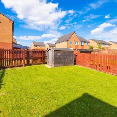 Spacious 5 Bedroom Home Hosted By Mcr Dens Manchester Exterior photo